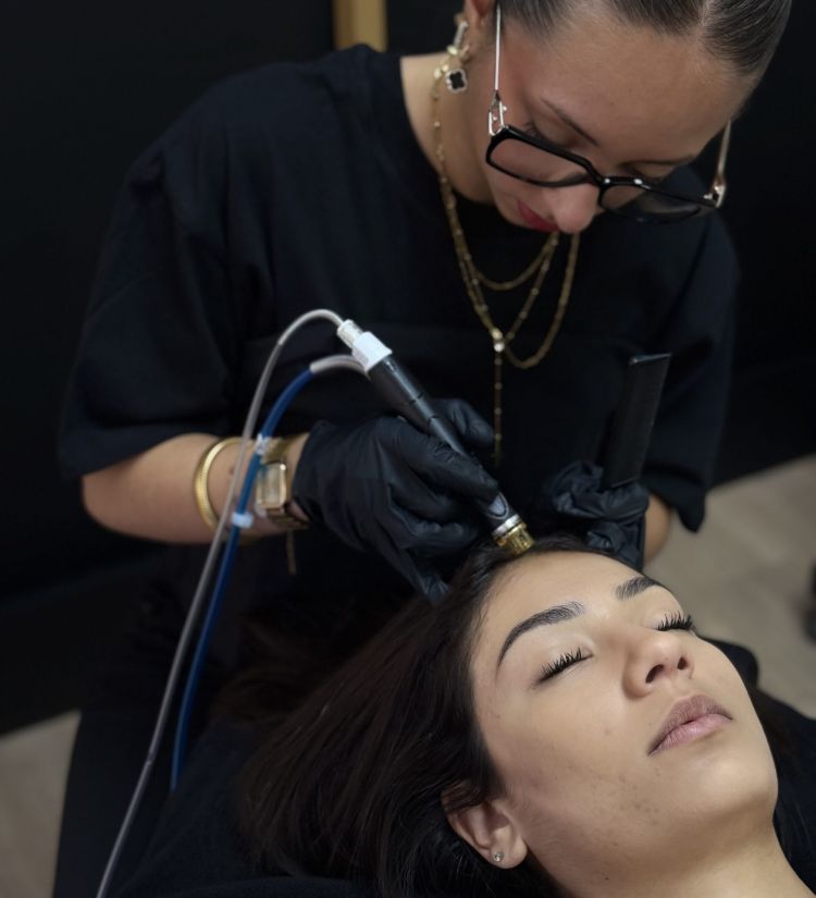 Cheveux affinés, manque de densité et de volume
